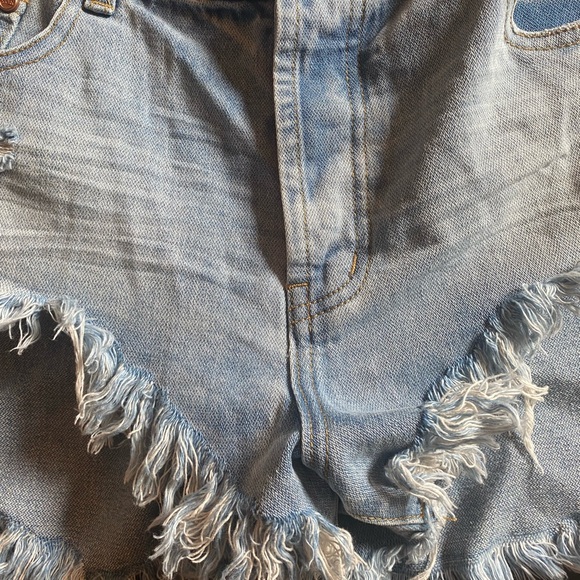 ONE TEASPOON low waist denim Jean shorts - Picture 5 of 9
